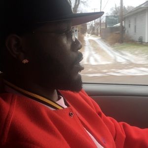 Meet your Posher, Montrail